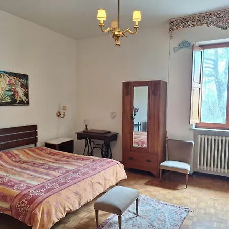 Oak Tree Apartment