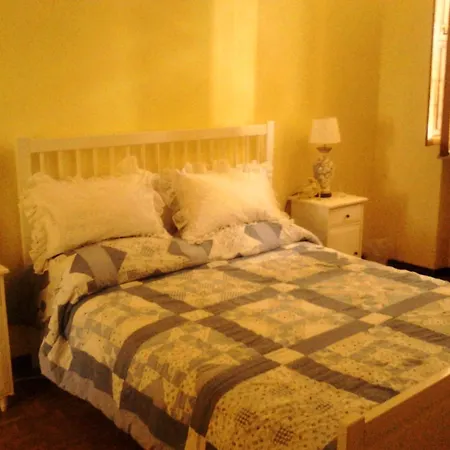 Oak Tree Apartment Montefelcino
