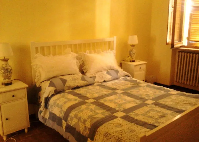 Oak Tree Apartment Montefelcino